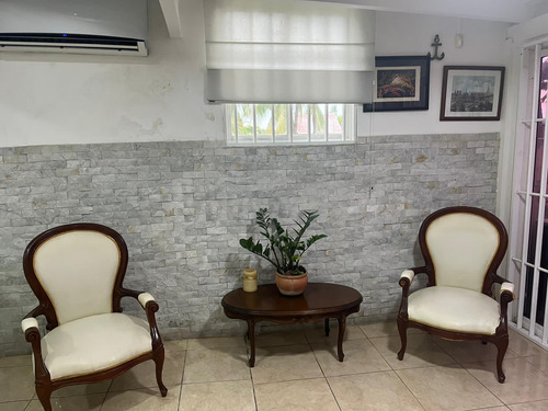 Se Vende Apartamento En Lecheria Ve02-1426lc-icar