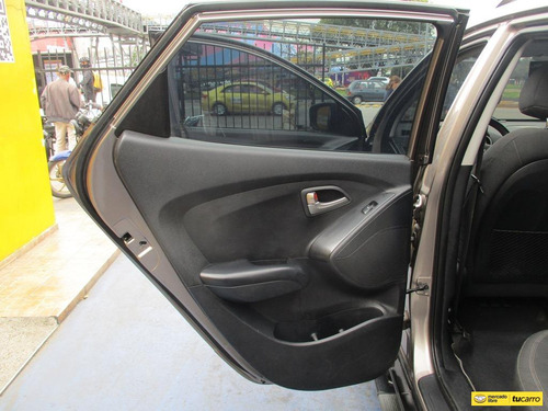 Hyundai Tucson Ix35 Gl 4x2 2000cc Mt Aa