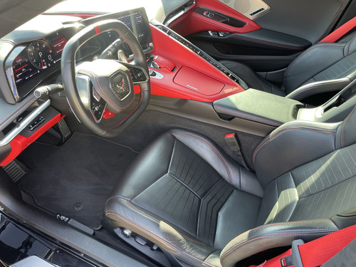 Chevrolet Corvette 6.2 V8 Stingray Z51 At