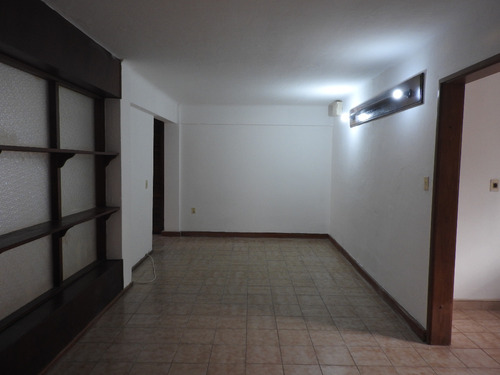 Venta Casa Padrón Único Bello Y Reborati Con Importante Fondo Verde