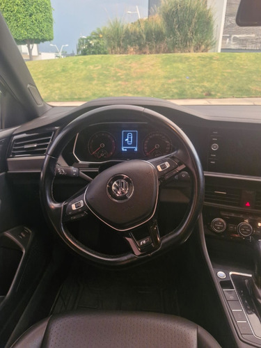 Volkswagen Jetta R Line 2020
