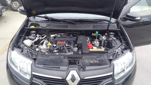 Imagen 14 de 15 de Renault Nuevo Logan Privilege 1.6 16v Con Gnc 2017