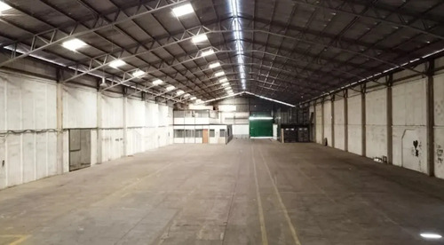Arriendo Galpón Industrial De 2.200m2 Macul - Santiago
