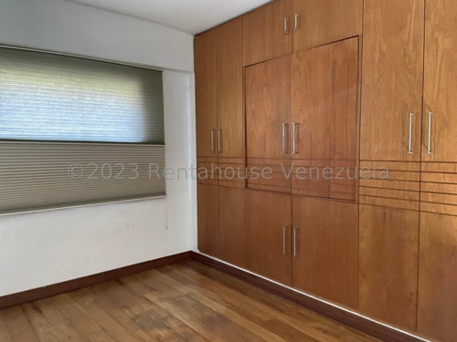 Imagen 22 de 27 de Amplio Apartamento En Alquiler, Urb. Las Mercedes