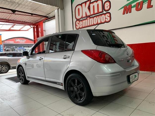 Imagem 6 de 7 de Nissan Tiida Sl 1.8 (aut) Gasolina Automático