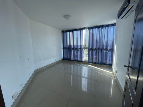 Imagen 11 de 21 de Venta De Apartamento De 156 M2 En Ph Kolosal Towers, San Francisco 22-7595gg