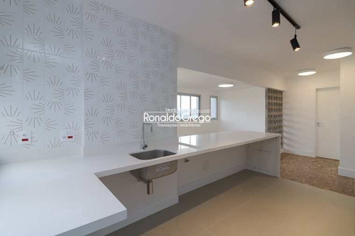 Imagem 2 de 30 de 3 Suites 1 Lavabo 1 Banheiro Social 5 Reformado Modernizado - V5752