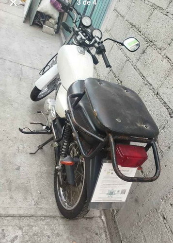 Motocicleta Para Trabajo Con Parrilla De Carga Color Blanca