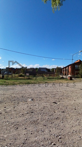Hermoso Terreno Frente Al Rio Chimehuin En Junin De Los Andes, Neuquen