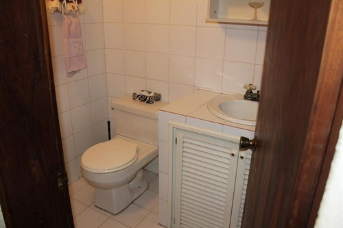 Imagen 19 de 21 de Casa En Venta Urb,prados Del Este Mls #22-15126 Sc