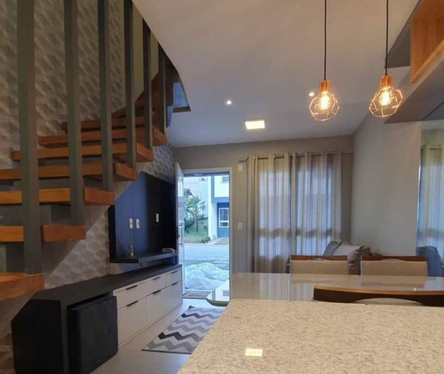 Imagem 4 de 10 de Sobrado Com 2 Dormitórios À Venda, 60 M² Por R$ 305.000,00 - Sanvitto - Caxias Do Sul/rs - So0256