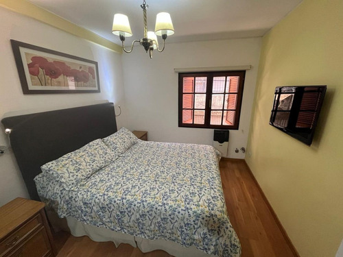 Casa Amoblada En Alquiler 3 Dorm - Bv. Oroño