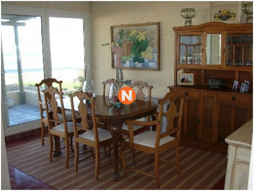 Casa En Venta, Peninsula, Punta Del Este, 4 Dormitorios.- Ref: 207873