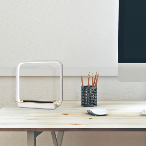 Lámpara Led Con Carga Inalámbrica Wireless Charging