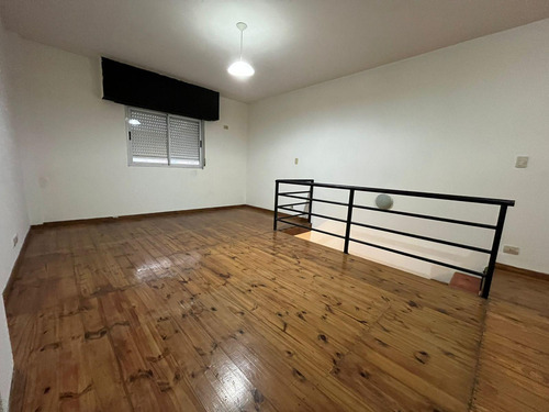 Alquiler 2 Ambientes Tipo Duplex - Avenida Crovara 400