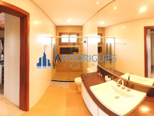 Casa Belíssima À Venda Em Praia Do Forte - 5/4, Sendo 5 Suítes, Toda Mobiliada E Decorada! - Ca00459