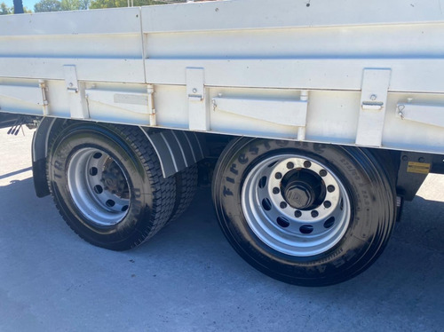 Volkswagen 17220 9000km Planchada Sica 8mts Rentaltrucks