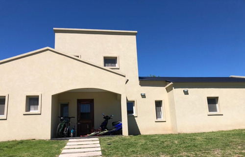 Casa En Venta 3 Dormitorios - San Matias Área 4 - Escobar