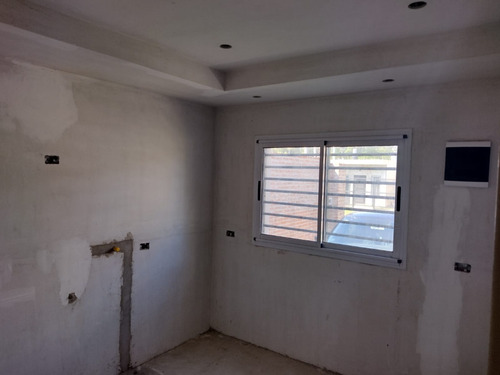 Casa A Estrenar De 105m2 (ubicada En Zona De Casa Quintas). Virrey Del Pino Km 44,700