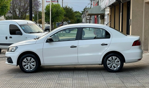 Imagen 7 de 14 de Volkswagen Voyage 1.6 Trenline 101cv 2017 Gnc