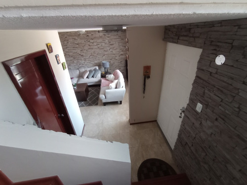 Casa De 4 Habitaciones Con 4 Baños