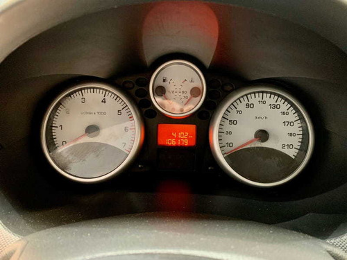 Imagem 4 de 11 de Peugeot 207 1.4 Active Flex 5p