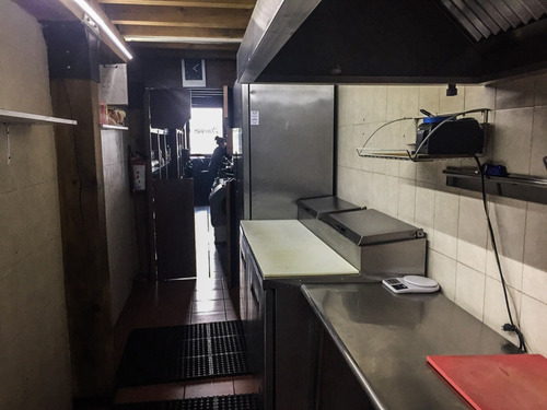 Imagen 11 de 30 de Traspaso Restaurante Con Clientela Fija.