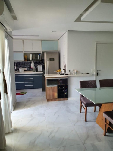 Compre Este Apartamento Com 3 Dormitorios 1 Suite Com Ar Condicionado - 220
