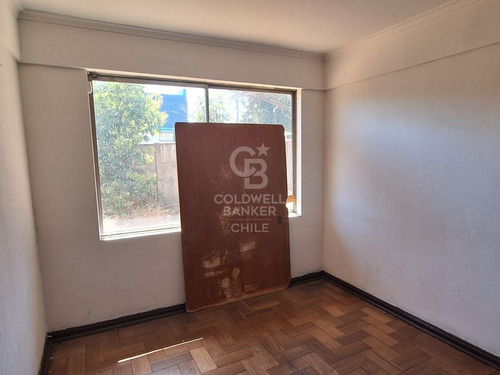 Casa Ideal Para Remodelación Ubicado En Vitacura