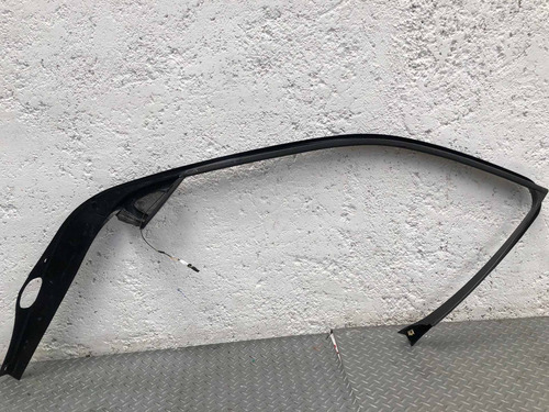 Moldura Marco Del Izq Bmw 320 I Aut V6 2.2 98/2007 (Usado)