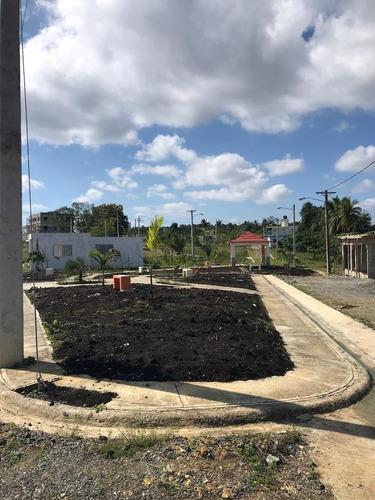 Imagen 10 de 16 de Solar De 187 M2 Barato Con 1000 Pesos Menor Por M2 829-456-8443 Tiene Su Título De Propiedad Al Día Y Deslinde Puedes Empezar A Construir Con El Pago De Rd$143,990 De Inicial
