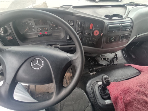 Mercedes Benz 2425 2008 No Chassi