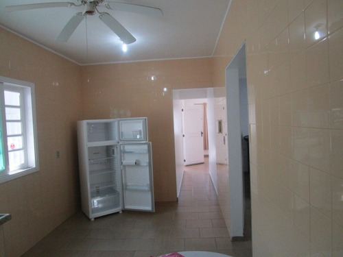 Excelente Casa, Isolada, Com Edícula, Espaço Para Piscina. Há 300 Metros Da Praia!