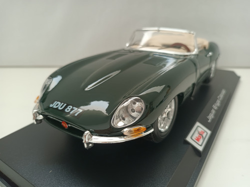 Maisto Jaguar E Type Cabriolet Escala 1 18 Verde Oscuro (Usado)