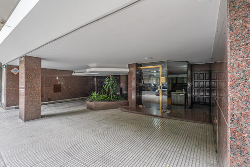 Excelente Semipiso - Venta - 4 Ambientes - Balcon - Frente - Cochera - Belgrano