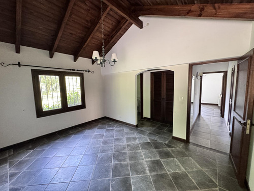 Casa En Venta O Alquiler En Ruta 28, Castellanos, San Loren