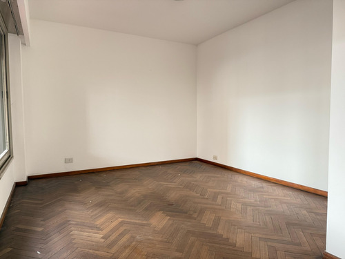 Buen Pastor, Corazon De Nueva Cordoba Semi Piso Con Cochera Y Balcon Terraza