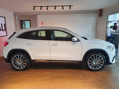 Imagem 3 de 15 de Mercedes-benz Gla 200 1.3 Gci Gasolina Amg Line 7g-dct