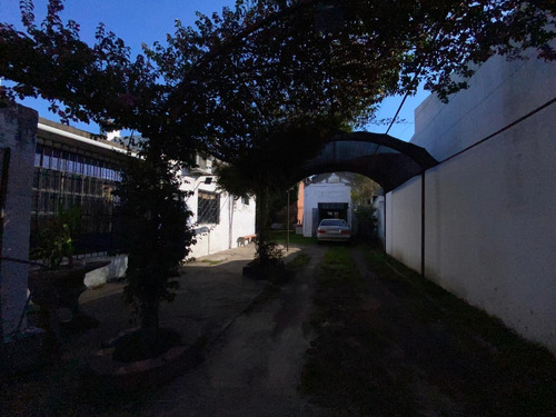 Imagen 22 de 28 de Oportunidad. Lega Propiedades Vende Gran Casona Céntrica, Amplio Terreno