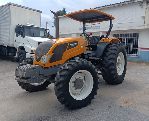 Trator Valtra A 750 Traçado Ano 2015.