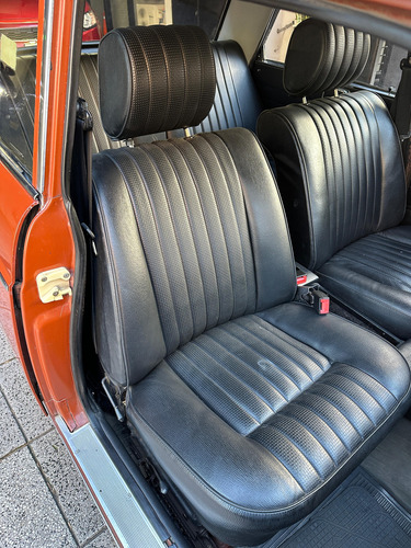 Peugeot 404 4Cil