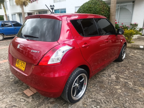 Imagen 4 de 19 de Suzuki Swift 2014 1.4 Gl
