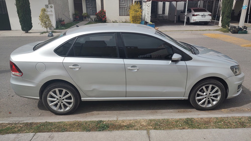 Volkswagen Vento 1.6 Highline Mt