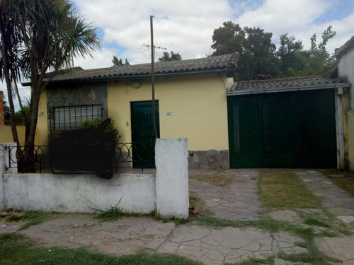 Venta Oportunidad Casa 3 Dormitorios, Grand Bourg.