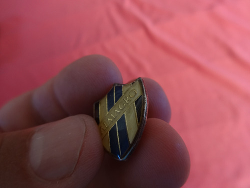 Almagro Futbol Deporte Antiguo Pin Futbol Escudo Metal 1980 (Usado)