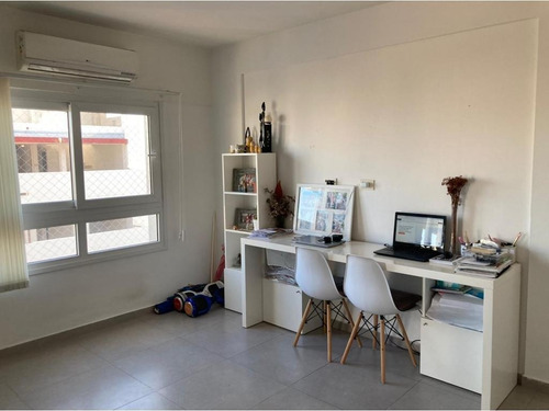 Imagen 4 de 30 de Triplex Venta -3 Dormitorios-4 Baños-255tms2 Totales-cochera - La Plata