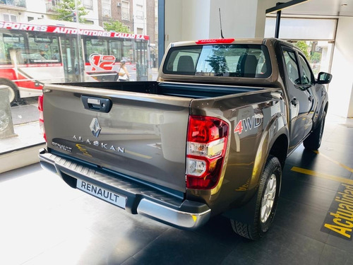 Imagen 12 de 15 de Renault Alaskan 2022 2.3 16v Emotion Mt 4x4 Hilux Amarok J