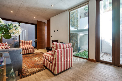 Casa Estilo Mediterránea, Excelente Ubicación. San...