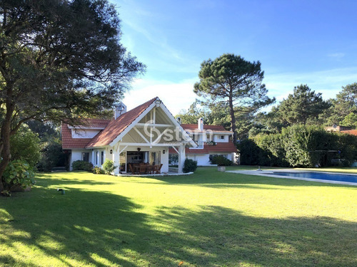 Imagen 1 de 29 de Venta Casa 4 Dormitorios, Rincon Del Indio-brava, Punta Del Este