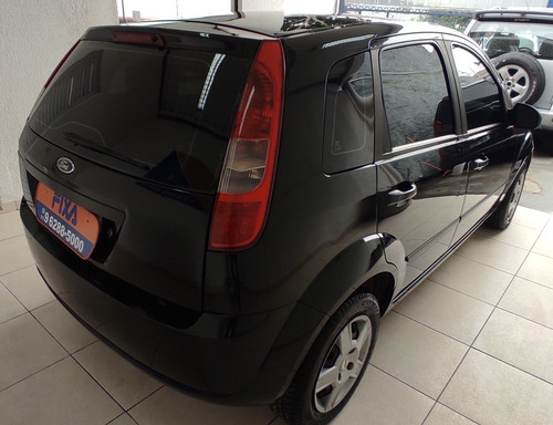 Imagem 3 de 8 de Ford Fiesta 2007 1.0 Flex 5p